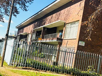 2 Bedroom Apartment For Sale in Benoni - 94Tb.webp