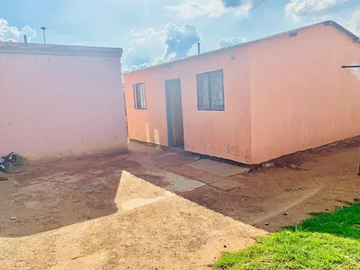 2 Bedroom House For Sale in Benoni - 4JoZ.webp