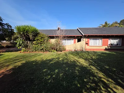 3 Bedroom House For Sale in Springs - FeNF.webp