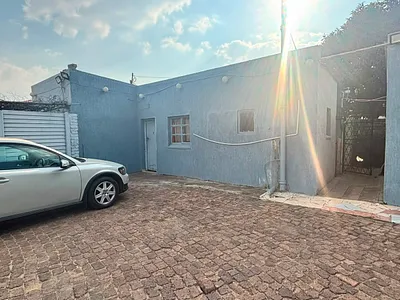 Commercial Property For Sale in Benoni - Ud4o.webp