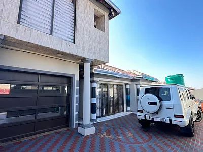 6 Bedroom House For Sale in Benoni - dz9l.webp