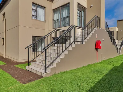 2 Bedroom Apartment For Sale in Benoni - YZXe.webp