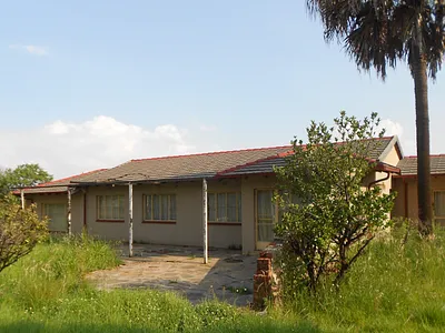 4 Bedroom House For Sale in Benoni - GEPE.webp
