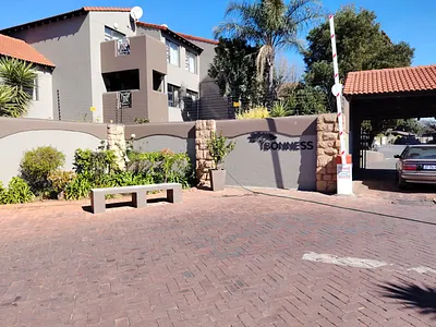 3 Bedroom Apartment For Sale in Benoni - YW96.webp