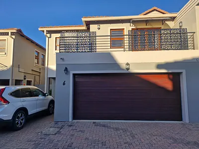 3 Bedroom Apartment For Sale in Boksburg - D767.webp