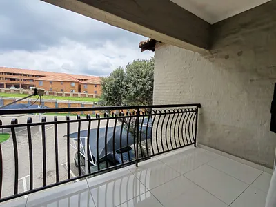 2 Bedroom Apartment For Sale in Kempton Park - ZQpq.webp