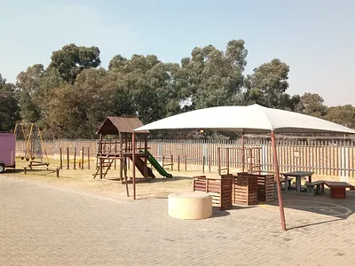2 Bedroom Apartment To Rent in Kempton Park - D6Zb.webp
