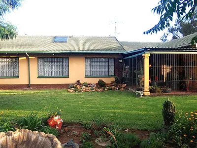3 Bedroom House For Sale in Springs - JtSV.webp