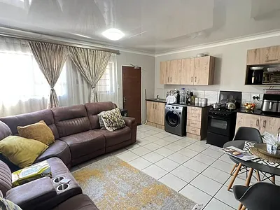 3 Bedroom Townhouse For Sale in Brakpan - rYgH.webp