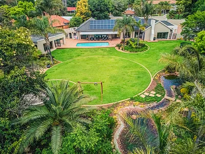 4 Bedroom House For Sale in Benoni - NEpF.webp