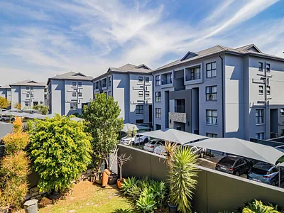 3 Bedroom Townhouse For Sale in Edenvale - RCsi.webp