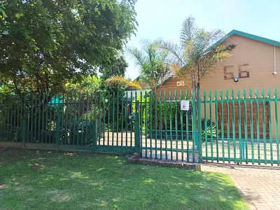 4 Bedroom House For Sale in Benoni - uJYJ.webp
