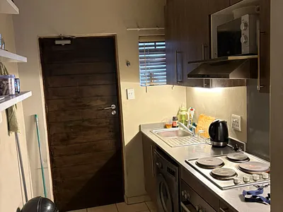 2 Bedroom Apartment For Sale in Cape Town - NQGL.webp