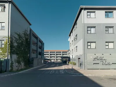 2 Bedroom Apartment For Sale in Cape Town - nrxB.webp