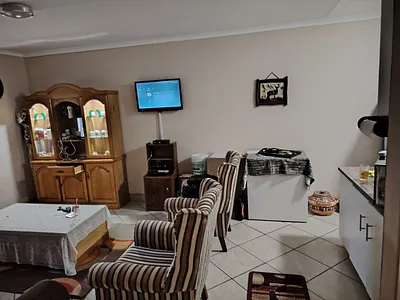 2 Bedroom Apartment To Rent in Boksburg - Z0af.webp