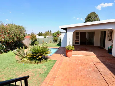 3 Bedroom House For Sale in Germiston - 4Xq6.webp