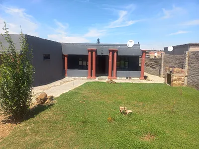 3 Bedroom House For Sale in Johannesburg - qUKU.webp