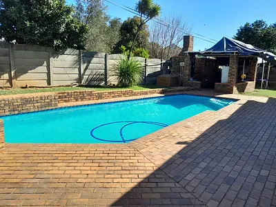 3 Bedroom House For Sale in Alberton - 4ljC.webp