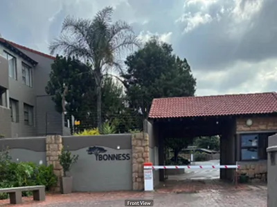 2 Bedroom Apartment For Sale in Benoni - SE98.webp