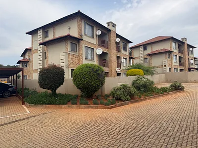 2 Bedroom Townhouse To Rent in Krugersdorp - Wm1z.webp