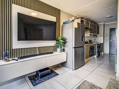 2 Bedroom Townhouse For Sale in Kempton Park - G6Ij.webp