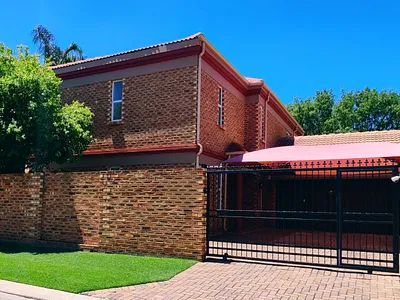 3 Bedroom House For Sale in Edenvale - mrtM.webp