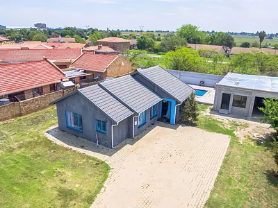 3 Bedroom House For Sale in Kempton Park - KaFm.webp
