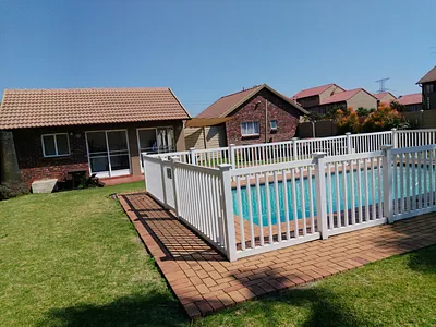2 Bedroom Townhouse For Sale in Edenvale - BoTB.webp