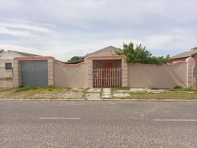 2 Bedroom House For Sale in Eersterivier - XE3u.webp