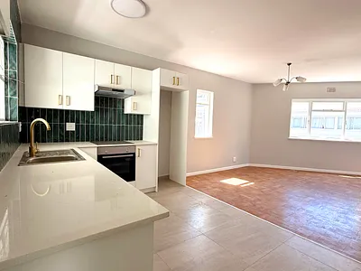 1 Bedroom Apartment To Rent in Cape Town - img