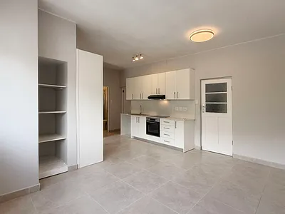 2 Bedroom Apartment To Rent in Cape Town - img