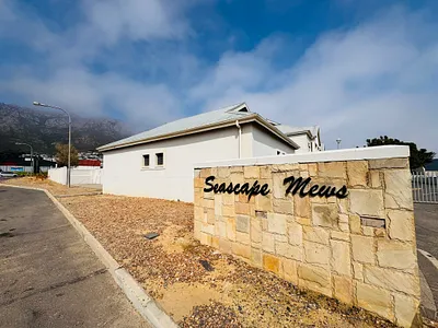 2 Bedroom Apartment For Sale in Gordons Bay - img