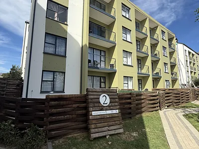 2 Bedroom Apartment To Rent in Gordons Bay - img