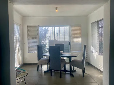3 Bedroom Townhouse For Sale in Germiston - 4N2r.webp