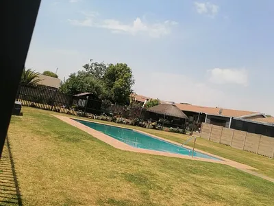 2 Bedroom Townhouse For Sale in Germiston - SFGK.webp