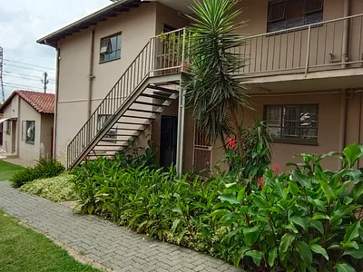 2 Bedroom Townhouse For Sale in Alberton - juCT.webp