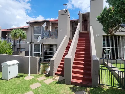 2 Bedroom Townhouse For Sale in Alberton - MoPf.webp