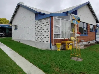 3 Bedroom House For Sale in Germiston - He3p.webp