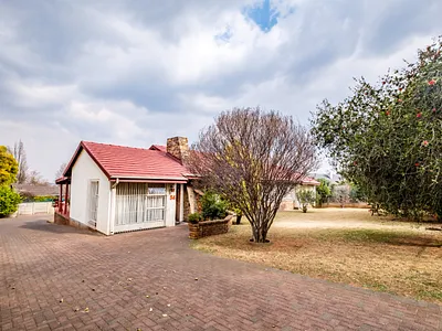 3 Bedroom House For Sale in Germiston - img