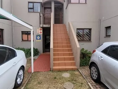 2 Bedroom Townhouse For Sale in Johannesburg - fplj.webp
