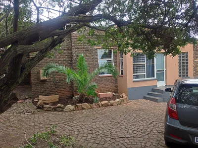 3 Bedroom House For Sale in Germiston - img