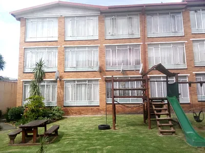 2 Bedroom Apartment For Sale in Germiston - img