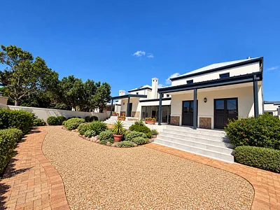 2 Bedroom House To Rent in Melkbosstrand - img