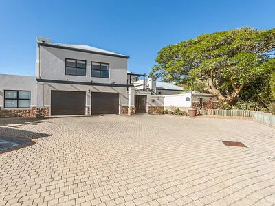 6 Bedroom House For Sale in Melkbosstrand - OcEv.webp