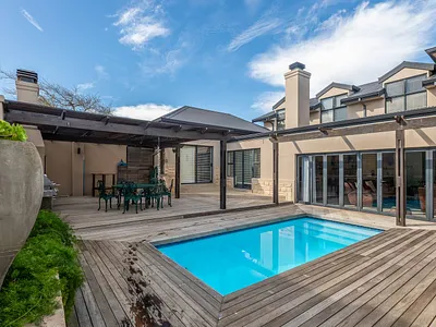 5 Bedroom House To Rent in Melkbosstrand - xAzy.webp