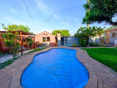 3 Bedroom House For Sale in Fish Hoek - vvFM.webp