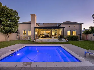 3 Bedroom House For Sale in Melkbosstrand - 5If3.webp