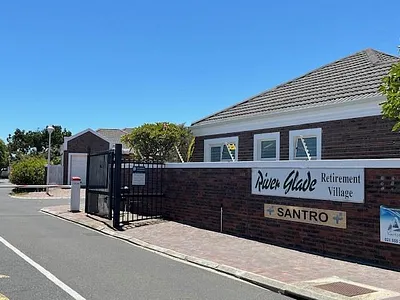 2 Bedroom Apartment For Sale in Blouberg - jSjk.webp