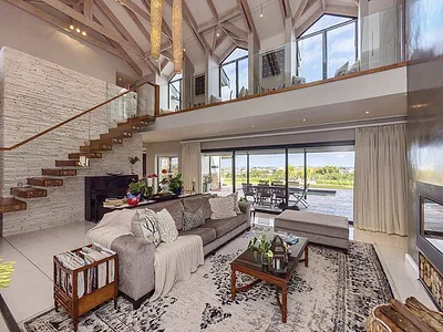 5 Bedroom House To Rent in Melkbosstrand - Y9pB.webp