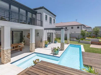 4 Bedroom House To Rent in Melkbosstrand - yV8x.webp